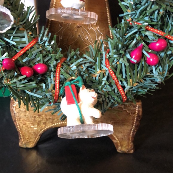 Frosty friends wreath with all ornaments attached 1990 Hallmark MIB - Picture 4 of 9